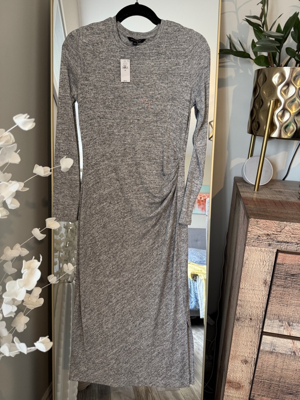 NWT Banana Republic Gray Long-Sleeve Midi Dress
